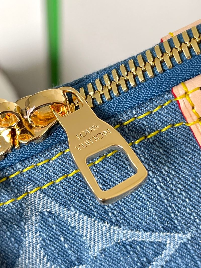 Louis Vuitton Travel Bags